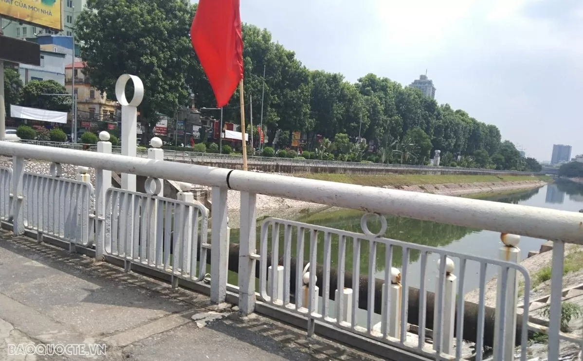 Hà Nội chỉnh trang, bảo đảm mỹ quan xanh, sạch, đẹp hai bên bờ sông Tô Lịch Hà Nội chỉnh trang, bảo đảm mỹ quan xanh, sạch, đẹp hai bên bờ sông Tô Lịch