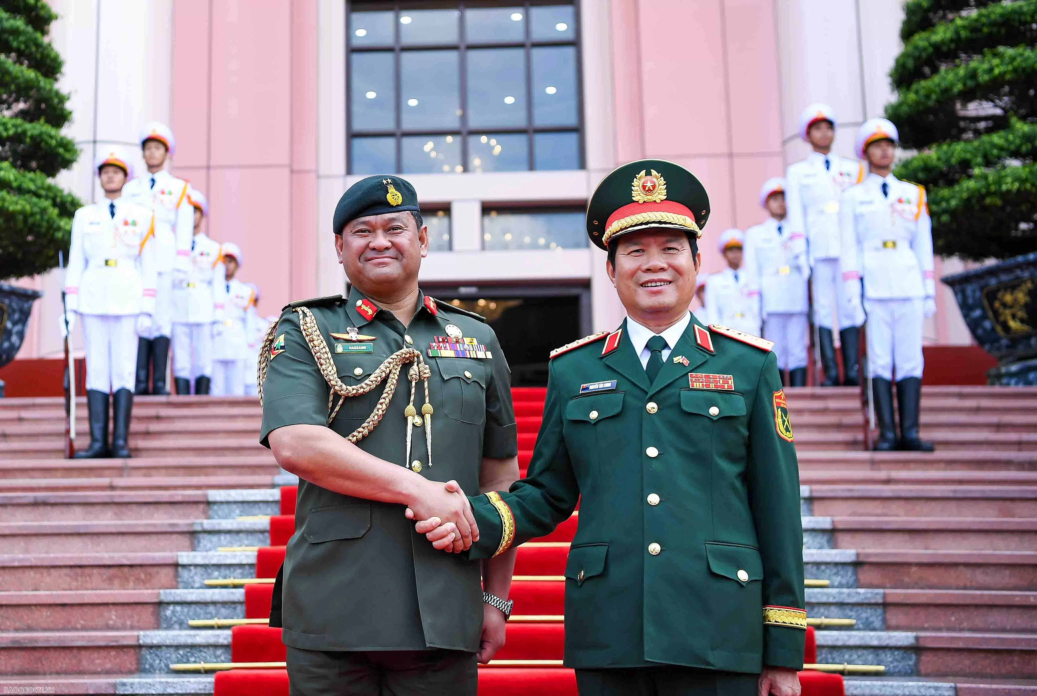 Việt Nam-Brunei: Nghiên cứu phát triển thêm các lĩnh vực hợp tác quốc phòng mới Việt Nam-Brunei: Nghiên cứu phát triển thêm các lĩnh vực hợp tác quốc phòng mới