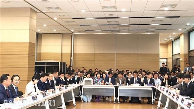 Ba địa phương Việt Nam đẩy mạnh kết nối hợp tác, giao thương với các doanh nghiệp, tập đoàn Hàn Quốc