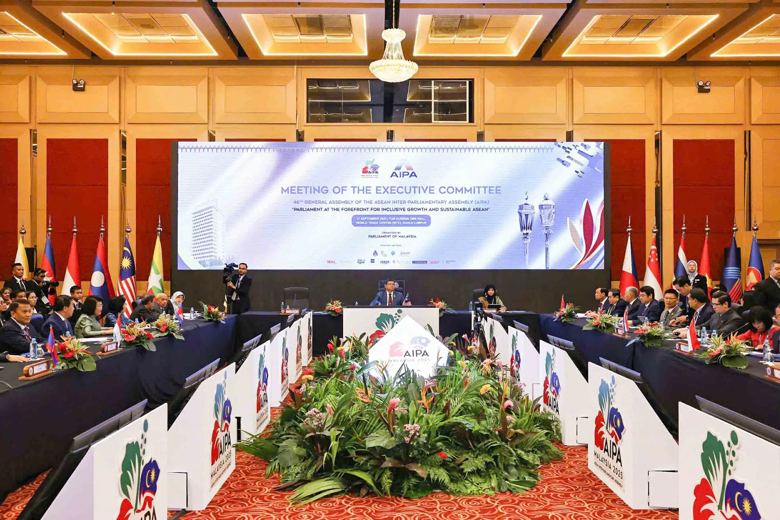 Chủ tịch Quốc hội dự phiên họp Ban chấp hành AIPA-46: Việt Nam sẵn sàng tham gia và tích cực đóng góp cho thành công chung của Đại hội đồng