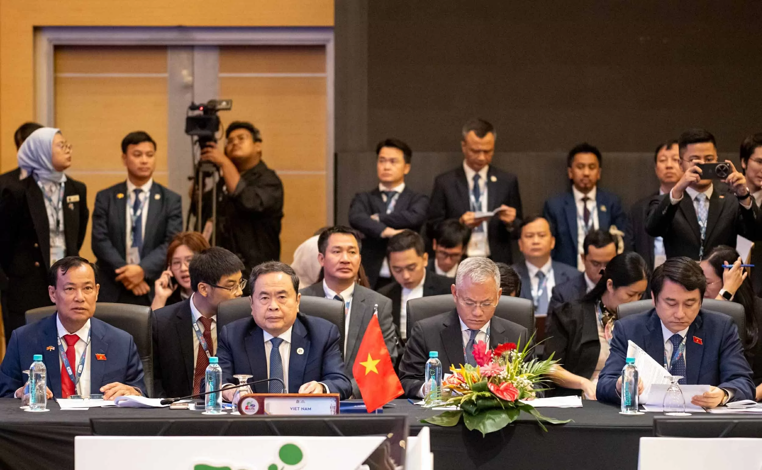 Chủ tịch Quốc hội dự phiên họp Ban chấp hành AIPA-46: Việt Nam sẵn sàng tham gia và tích cực đóng góp cho thành công chung của Đại hội đồng