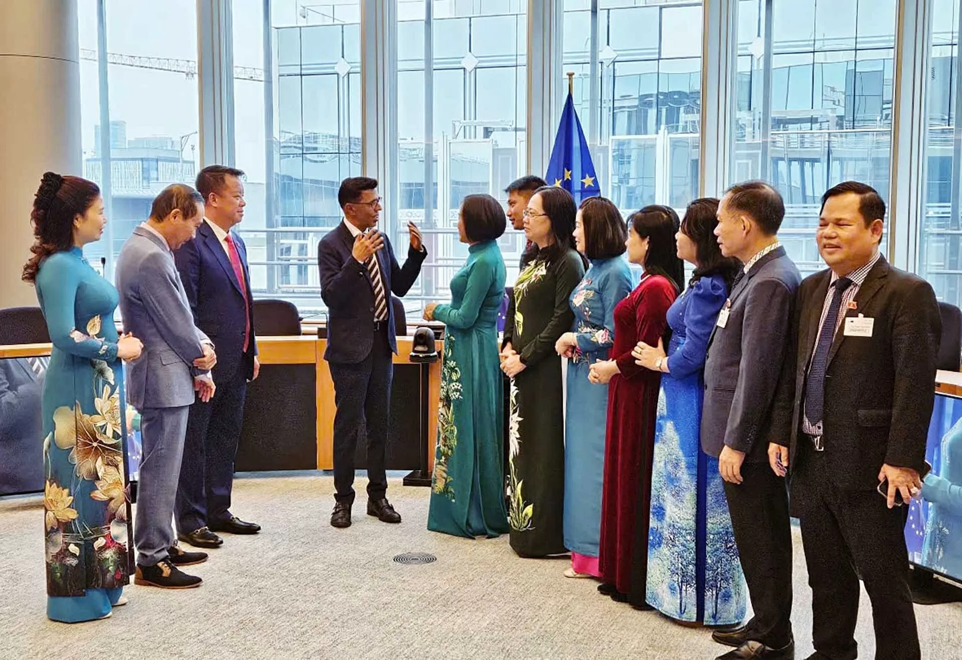 Phó Chủ tịch Quốc hội Nguyễn Thị Thanh thăm, làm việc tại Vương quốc Bỉ và Liên minh châu Âu
