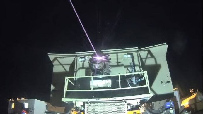 Quân đội Israel chuẩn bị đưa vào sử dụng hệ thống phòng không 'đột phá' Iron Beam