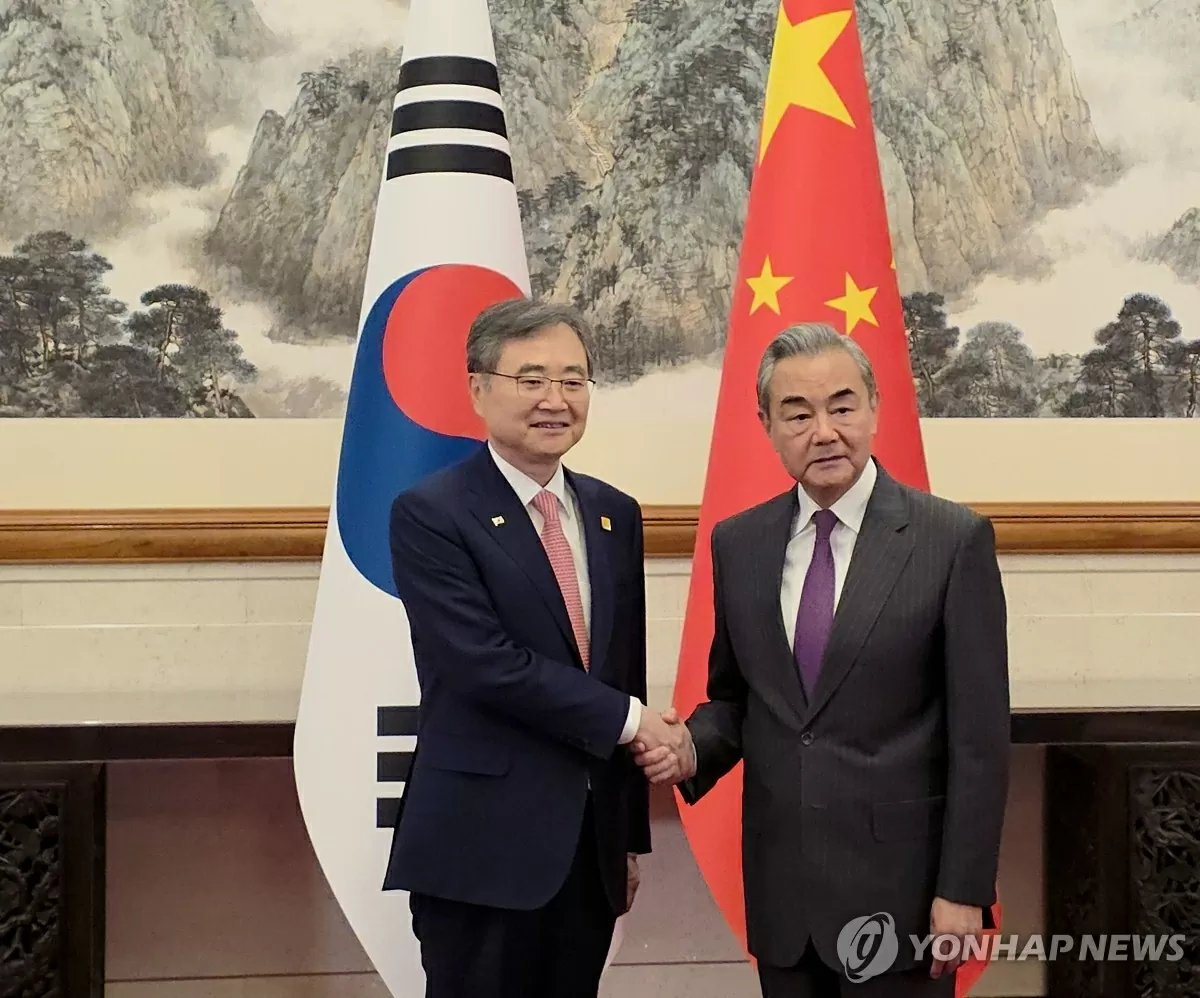 Hàn Quốc tìm đến một quốc gia châu Á đề nghị hỗ trợ nối lại đàm phán liên Triều Hàn Quốc tìm đến một quốc gia châu Á đề nghị hỗ trợ nối lại đàm phán liên Triều