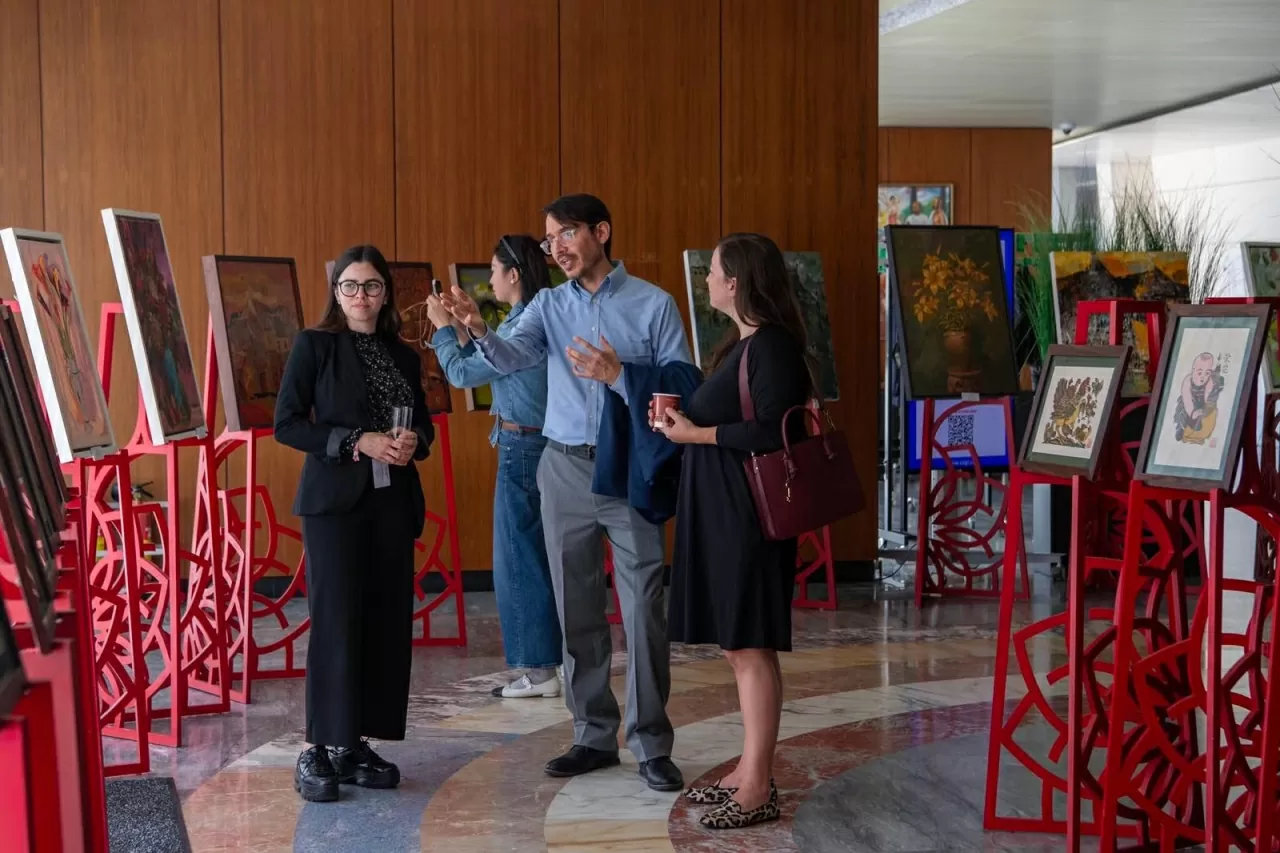 Việt Nam luôn đề cao giá trị của hòa bình, tự do, phẩm giá và quyền con người, quyết tâm thúc đẩy sự nghiệp phát triển Việt Nam luôn đề cao giá trị của hòa bình, tự do, phẩm giá và quyền con người, quyết tâm thúc đẩy sự nghiệp phát triển