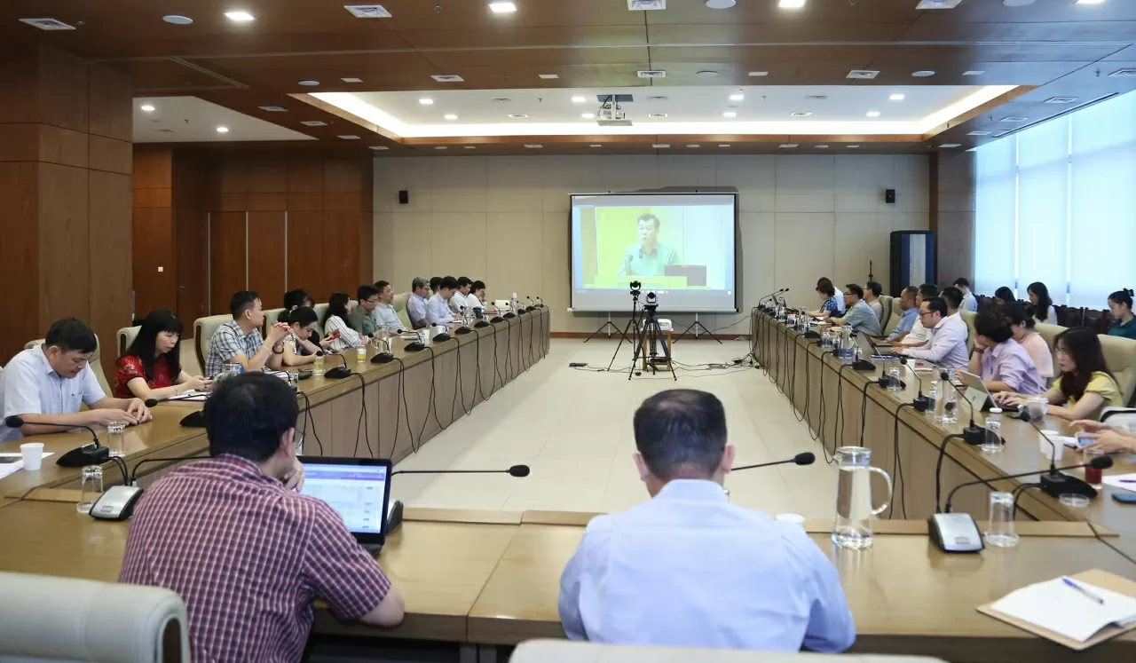 Điểm cầu Đảng ủy Bộ Ngoại giao tham dự Hội nghị dưới hình thức trực tuyến. (Ảnh: Thành Long) Điểm cầu Đảng ủy Bộ Ngoại giao tham dự Hội nghị dưới hình thức trực tuyến. (Ảnh: Thành Long)