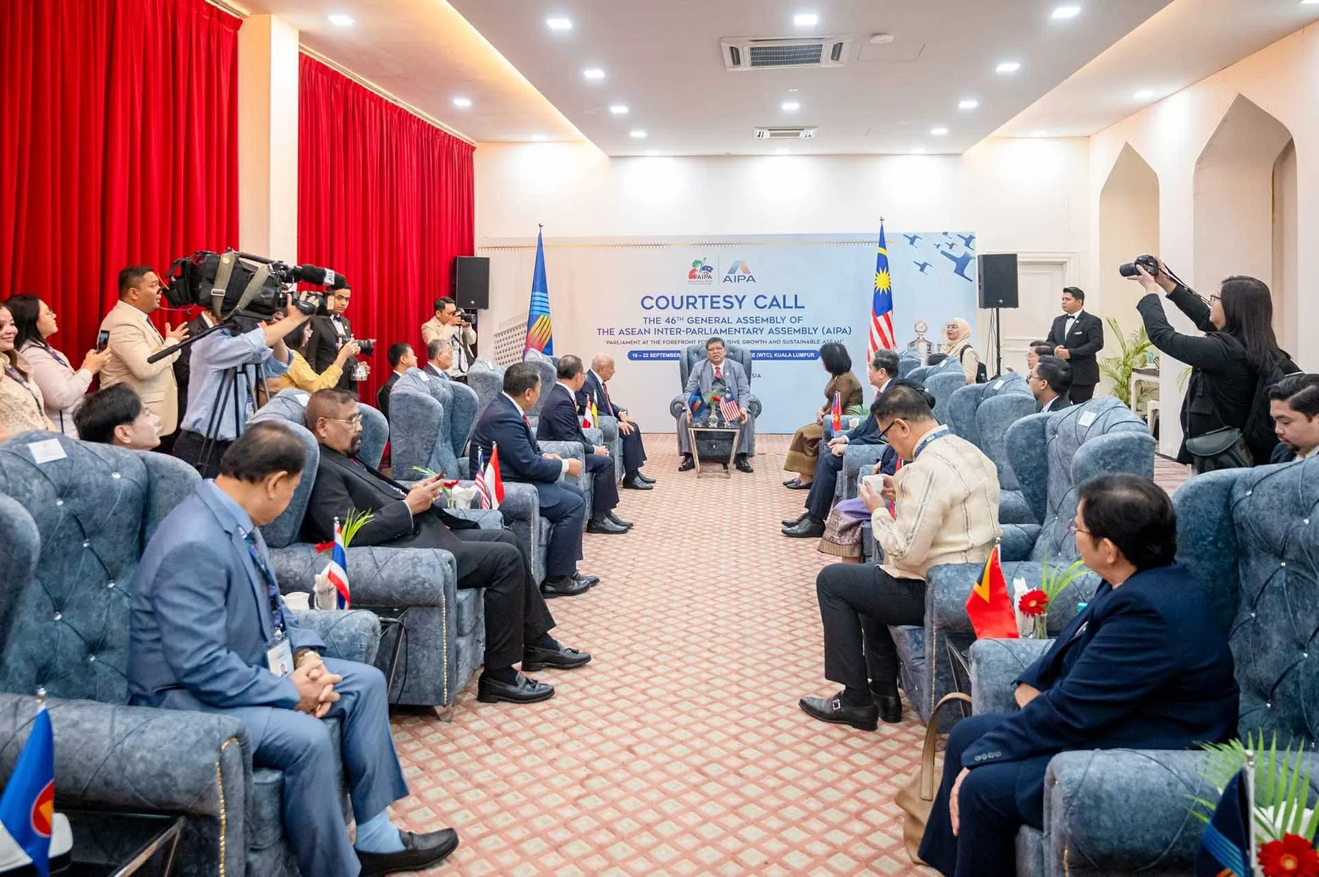 Chủ tịch Hạ viện Malaysia tiếp các Trưởng đoàn nghị viện thành viên AIPA