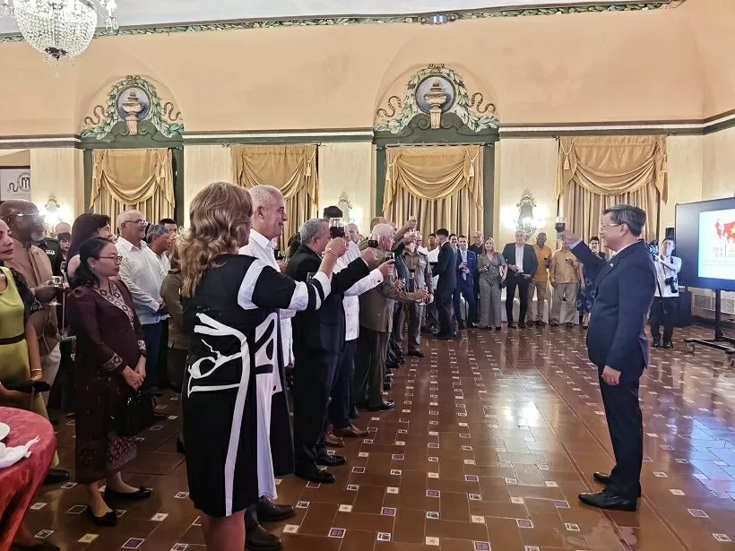 Lễ kỷ niệm 80 năm Quốc khánh: Biểu tượng sinh động của tình đoàn kết đặc biệt Việt Nam-Cuba Lễ kỷ niệm 80 năm Quốc khánh: Biểu tượng sinh động của tình đoàn kết đặc biệt Việt Nam-Cuba