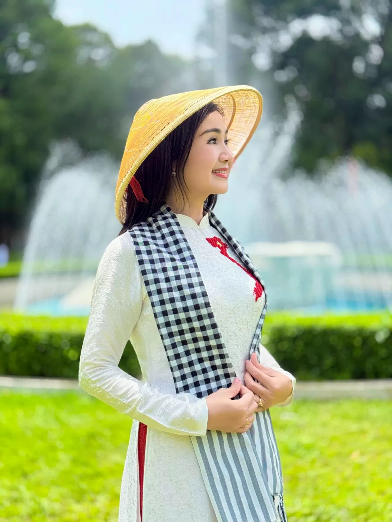 NSND Thu Hà NSND Thu Hà