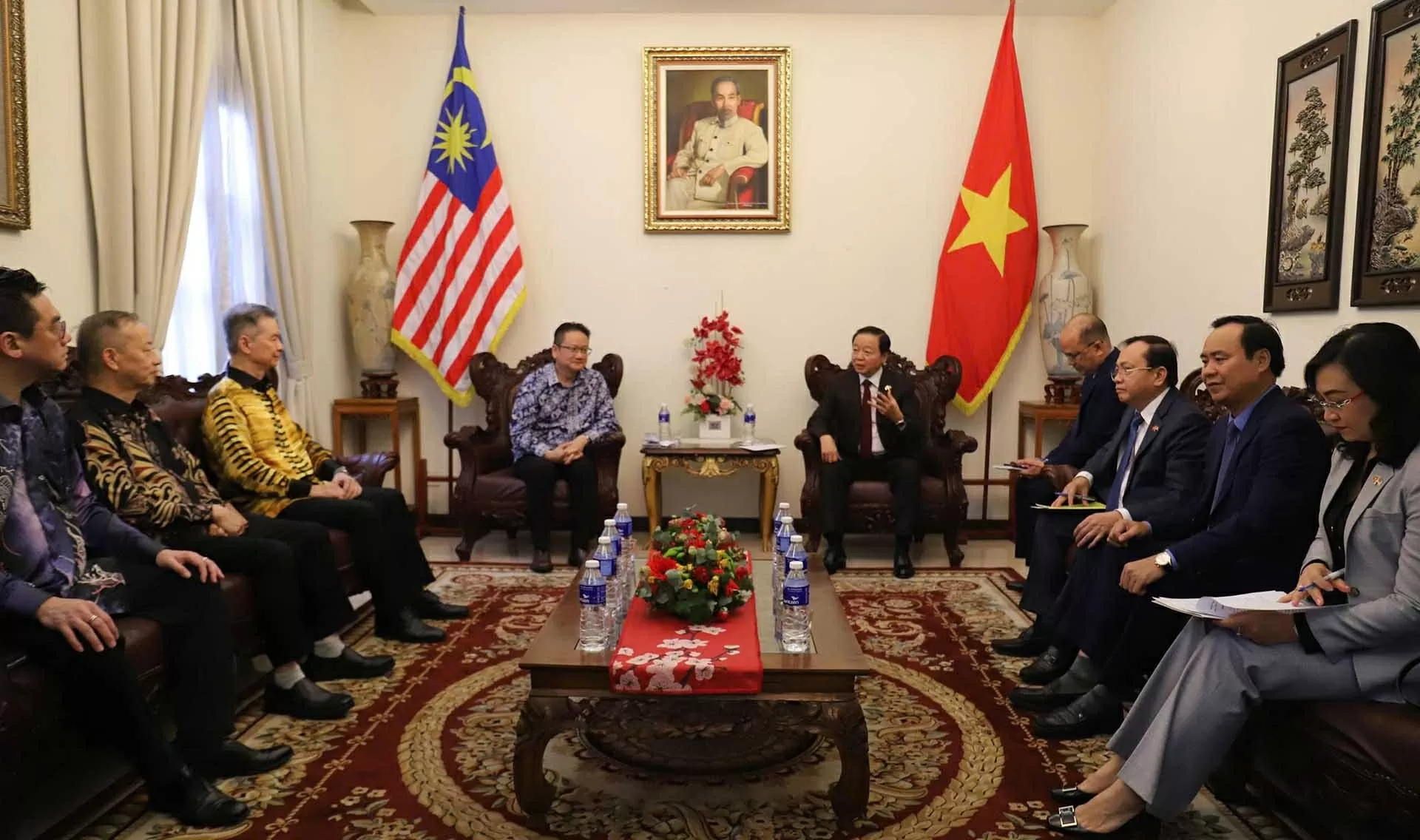 Phó Thủ tướng Trần Hồng Hà tiếp lãnh đạo một số hiệp hội, doanh nghiệp Malaysia