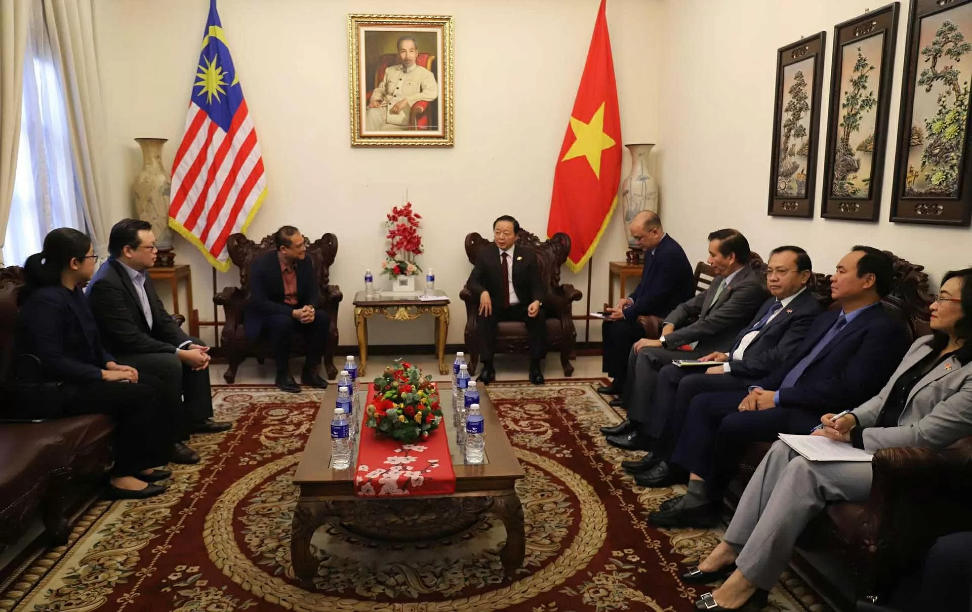 Phó Thủ tướng Trần Hồng Hà tiếp lãnh đạo một số hiệp hội, doanh nghiệp Malaysia
