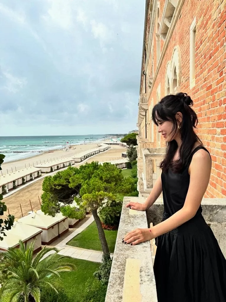 Son Ye Jin chuộng kiểu tóc buộc nửa đầu từ sự kiện đến hằng ngày Son Ye Jin chuộng kiểu tóc buộc nửa đầu từ sự kiện đến hằng ngày