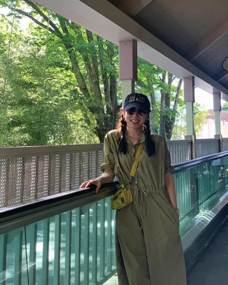 Son Ye Jin chuộng kiểu tóc buộc nửa đầu từ sự kiện đến hằng ngày Son Ye Jin chuộng kiểu tóc buộc nửa đầu từ sự kiện đến hằng ngày