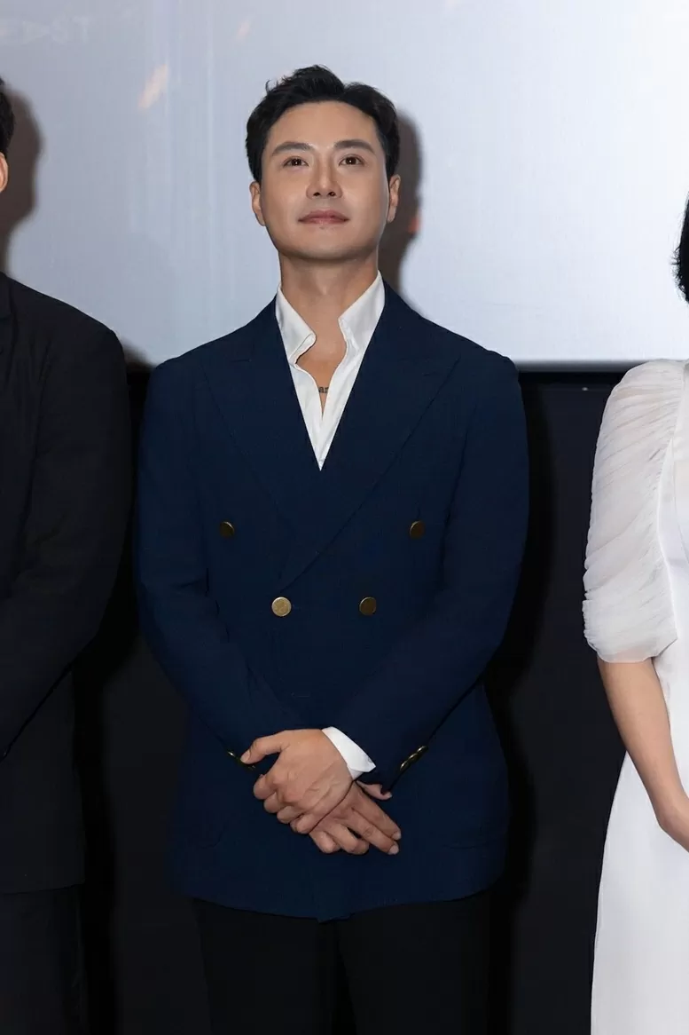 Phim 'Tử chiến trên không' ra mắt khán giả Hà Nội, NSƯT Quang Thắng dành lời khen đặc biệt