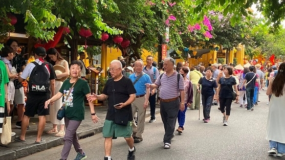 viet nam tro thanh diem den hang dau khu vuc doi voi khach du lich trung quoc