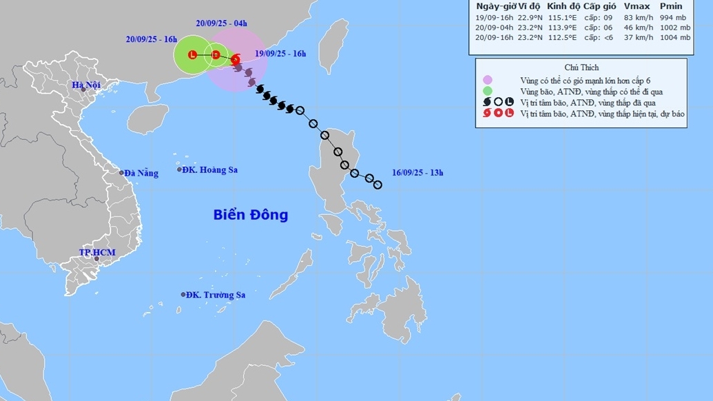 bao so 8 di chuyen tren dat lien phia nam tinh quang dong trung quoc va sap suy yeu thanh ap thap nhiet doi