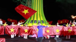 Để lời ca không trượt khỏi quỹ đạo văn hoá