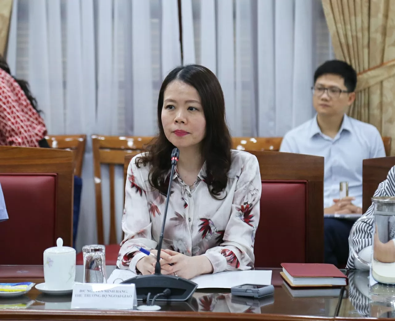 Thứ trưởng Ngoại giao Nguyễn Minh Hằng phát biểu tại Hội nghị. (Ảnh: Thành Long) Thứ trưởng Ngoại giao Nguyễn Minh Hằng phát biểu tại Hội nghị. (Ảnh: Thành Long)