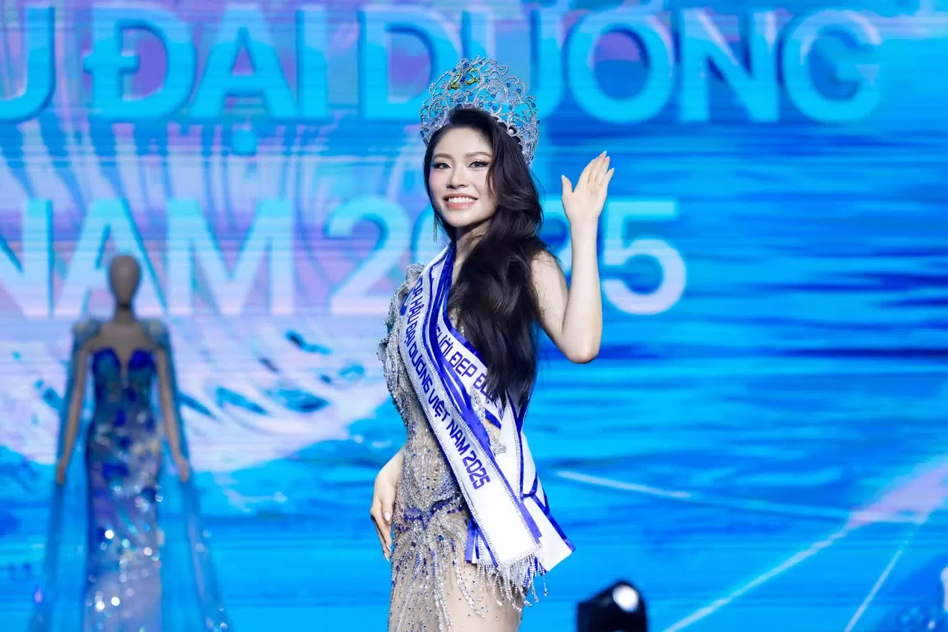 Nguyễn Thanh Thảo đăng quang Hoa hậu Đại dương Việt Nam 2025. (Nguồn: BTC)