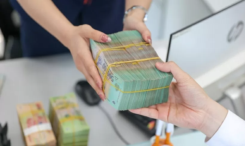 Từ 1/11, chuyển tiền từ 500 triệu đồng và 1.000 USD trở lên phải báo cáo Từ 1/11, chuyển tiền từ 500 triệu đồng và 1.000 USD trở lên phải báo cáo