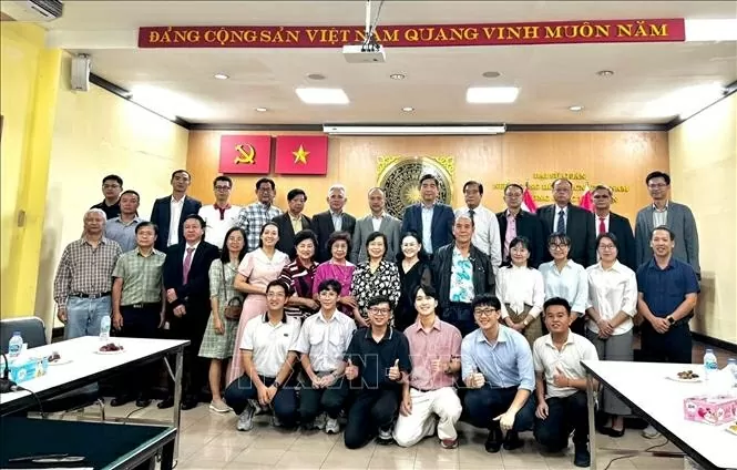 Kết nối nguồn lực cộng đồng và trí thức người Việt tại Thái Lan Kết nối nguồn lực cộng đồng và trí thức người Việt tại Thái Lan