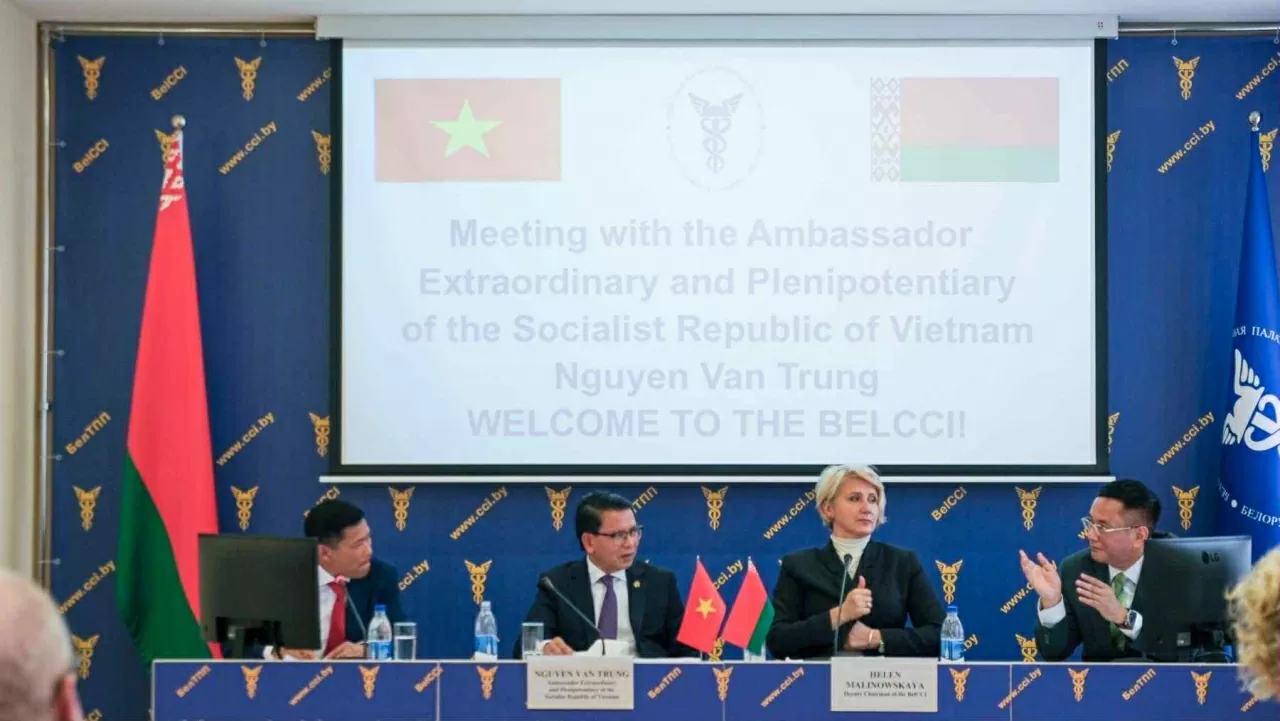 Đối thoại Đại sứ-Doanh nghiệp: Đẩy mạnh hợp tác kinh tế Việt Nam-Belarus