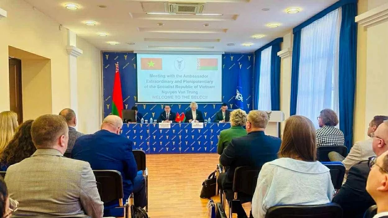 Đối thoại Đại sứ-Doanh nghiệp: Đẩy mạnh hợp tác kinh tế Việt Nam-Belarus Đối thoại Đại sứ-Doanh nghiệp: Đẩy mạnh hợp tác kinh tế Việt Nam-Belarus