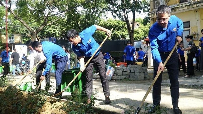 'Ngày Chủ nhật xanh': Hưởng ứng chiến dịch Làm cho thế giới sạch hơn năm 2025