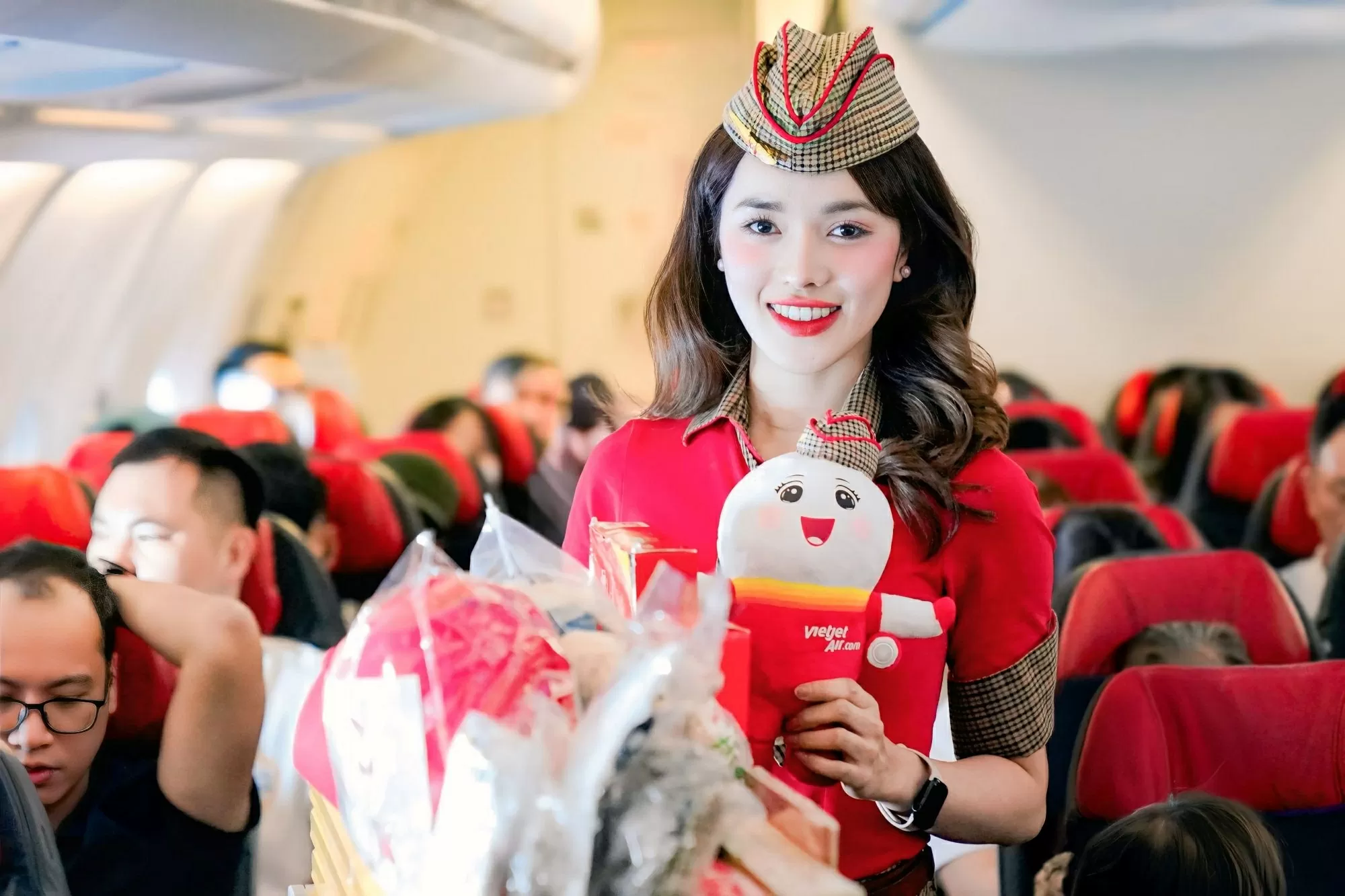 Vui Tết Trung Thu, vi vu muôn phương cùng Vietjet với giá vé siêu ưu đãi Vui Tết Trung Thu, vi vu muôn phương cùng Vietjet với giá vé siêu ưu đãi