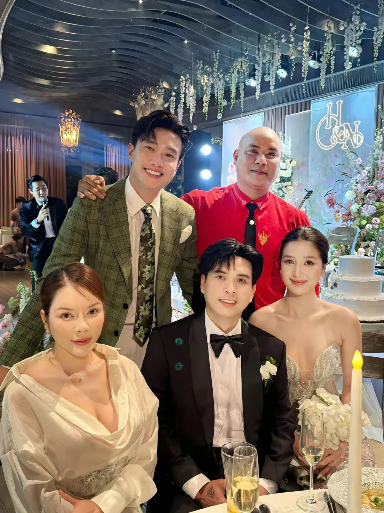 Sao Việt Sao Việt