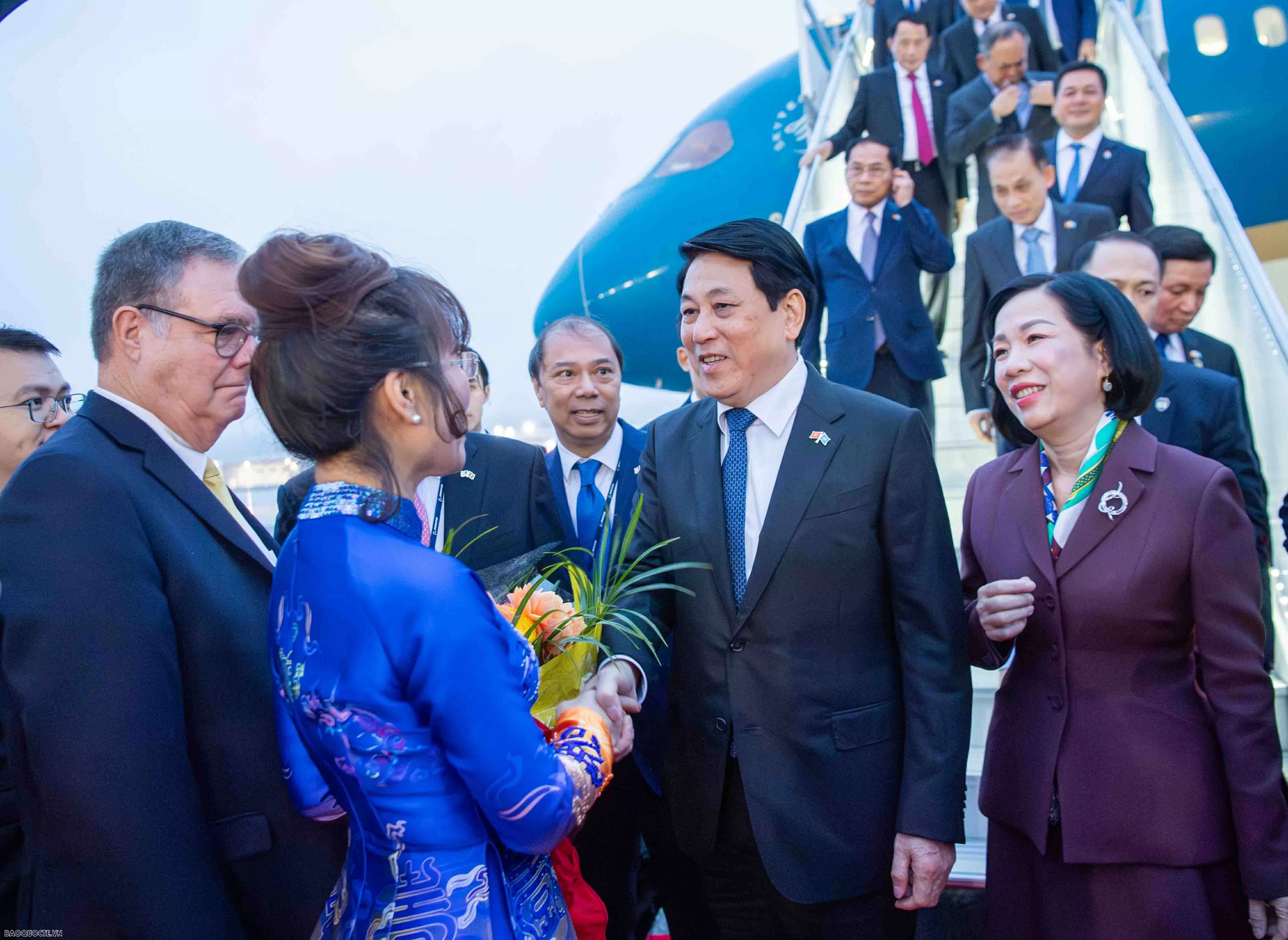 Chủ tịch nước Lương Cường và Phu nhân đến Seattle, bắt đầu chuyến công tác tại Hoa Kỳ