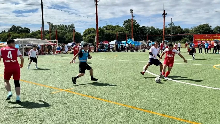 Giao hữu bóng đá Công an TP. Hà Nội và Sở cảnh sát Tokyo, Nhật Bản