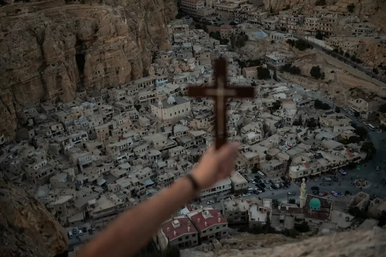 ảnh ấn tượng 21/9 Ảnh ấn tượng: Tổng thống Mỹ thăm Anh khẳng định mối quan hệ đồng minh chiến lược, Ba Lan-Đức bàn về tương lai, Washington 'không hài lòng' với Taliban