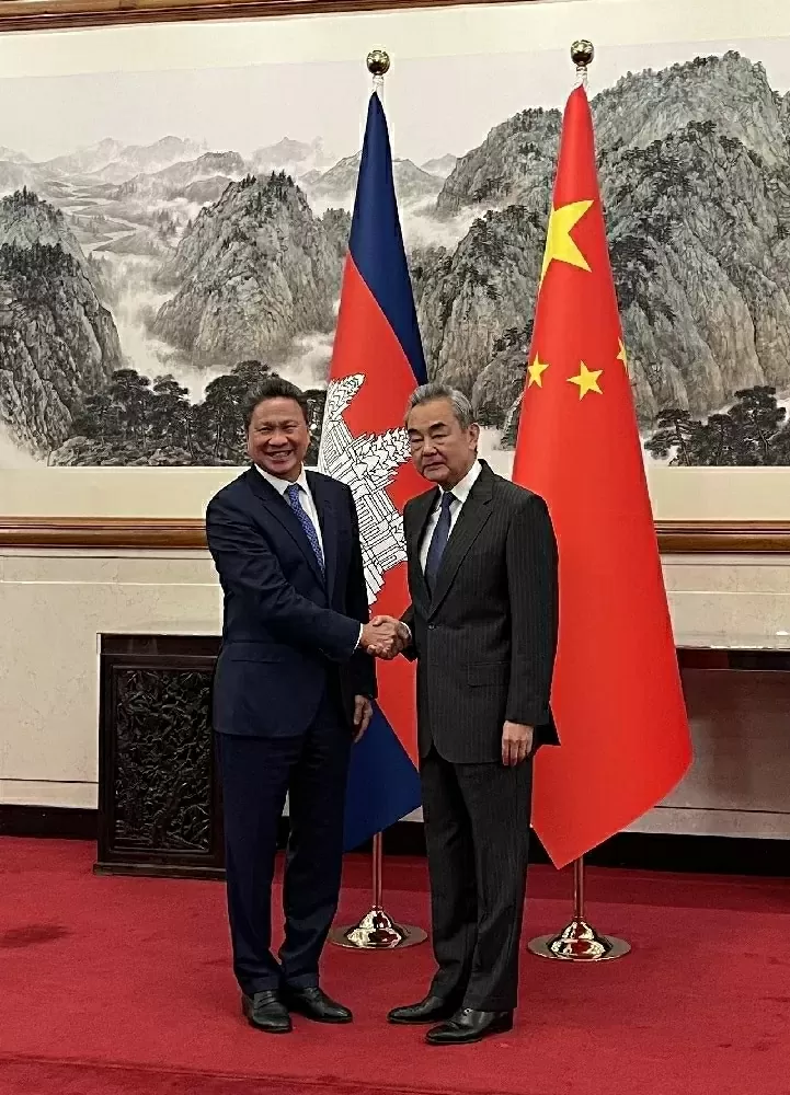 Ảnh ấn tượng: Tổng thống Mỹ thăm Anh khẳng định mối quan hệ đồng minh chiến lược, Ba Lan-Đức bàn về tương lai, Washington 'không hài lòng' với Taliban