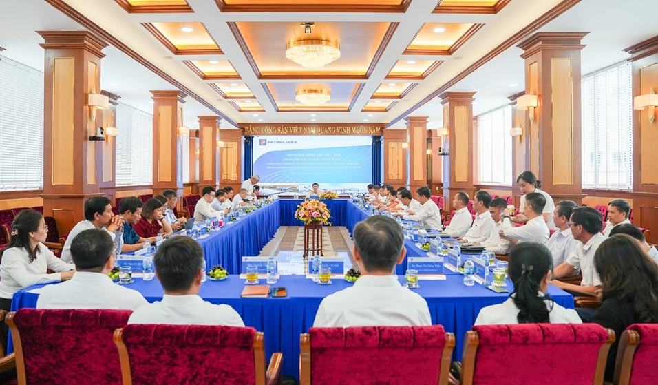 petrolimex tinh gon bo may nang cao hieu qua va suc canh tranh cua he thong