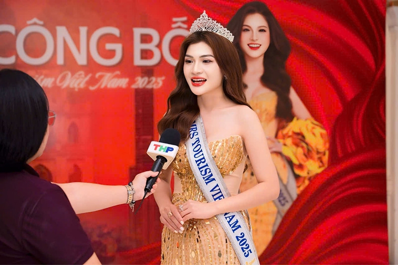 Hoa hậu Mạc Minh đại diện cho Việt Nam tham dự Mrs Tourism 2025 tại Dubai