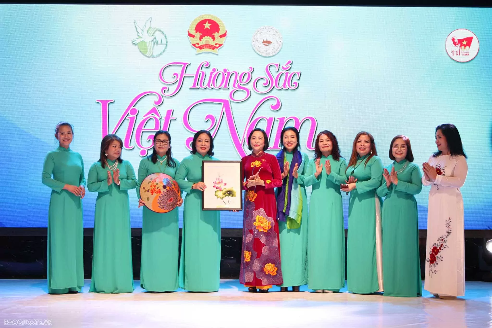 Tôn vinh các giá trị truyền thống của Phụ nữ Việt Nam tại Czech