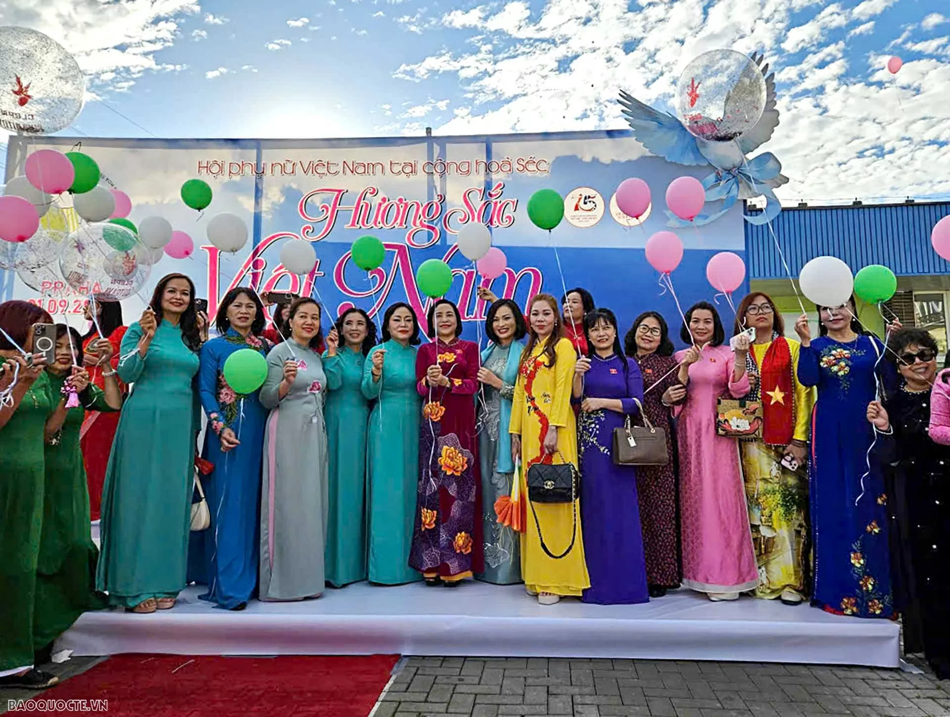 Tôn vinh các giá trị truyền thống của Phụ nữ Việt Nam tại Czech