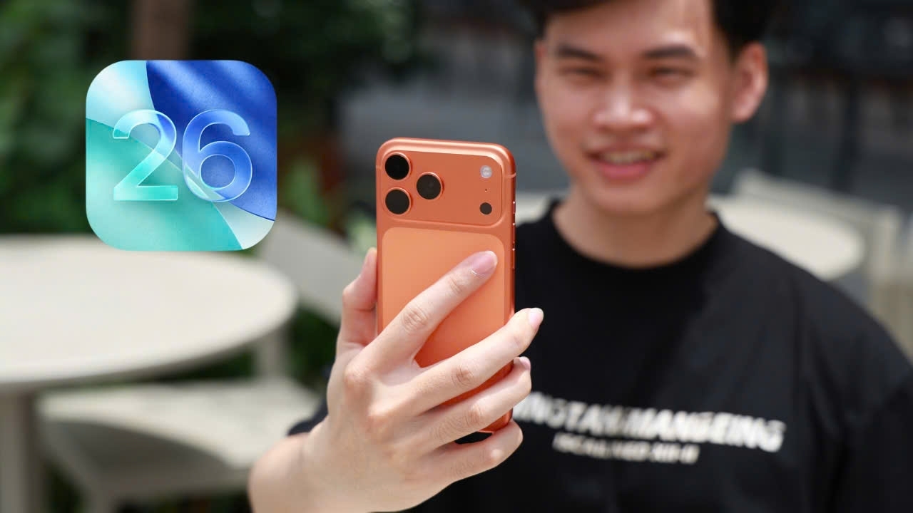 dieu khien iphone bang dau va luoi luot tiktok cuc hai huoc