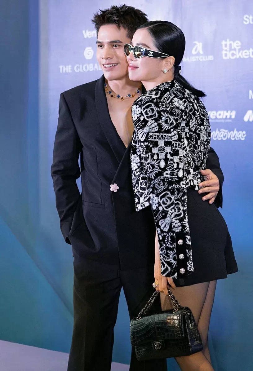 Lệ Quyên, Quốc Thiên Lệ Quyên, Quốc Thiên