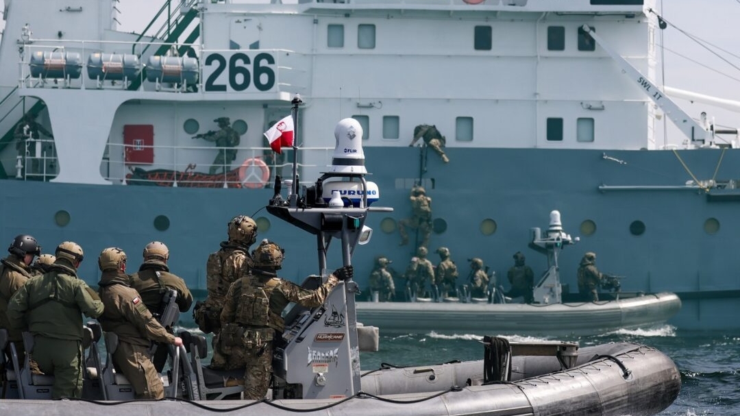 Lần đầu tiên tập trận chung, quân đội Ba Lan-Thụy Điển đổ bộ trên Biển Baltic