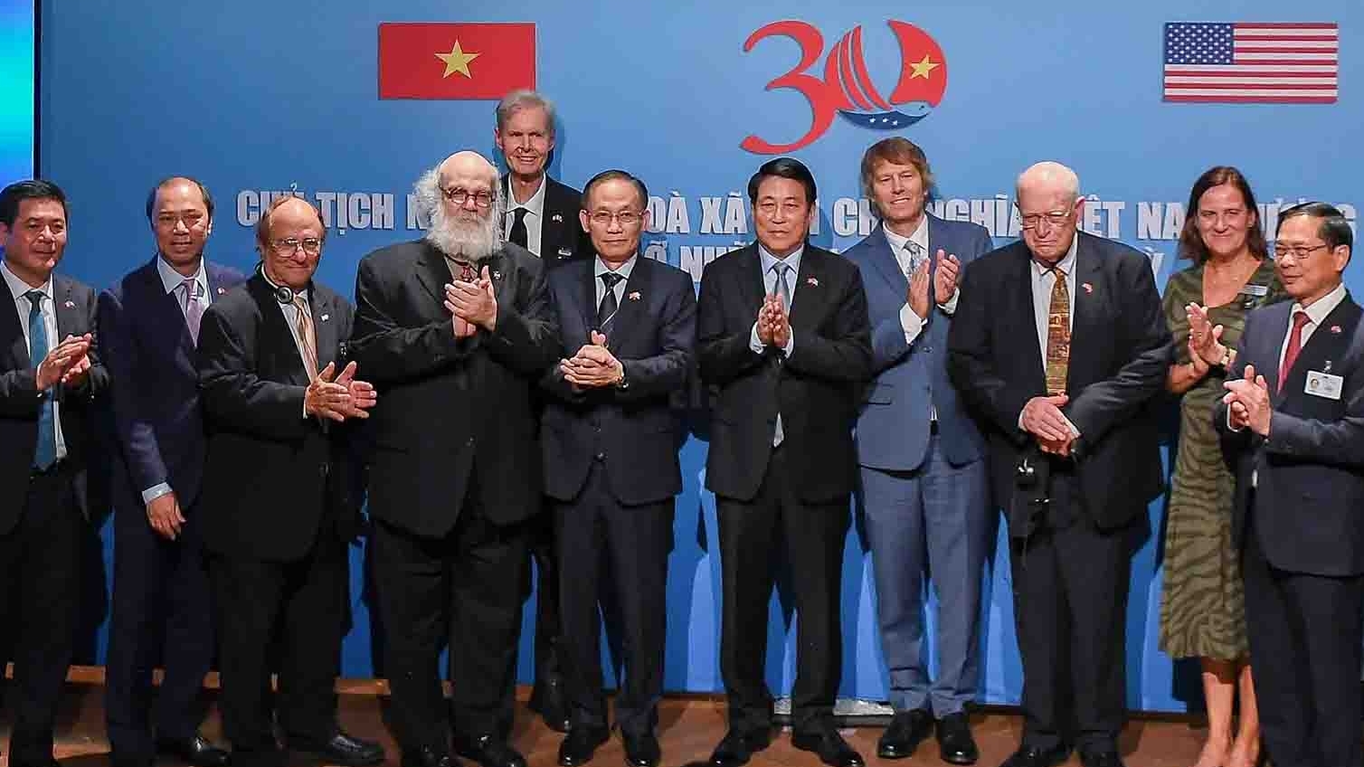Cuộc gặp giữa Người đứng đầu Nhà nước Việt Nam với bạn bè Hoa Kỳ