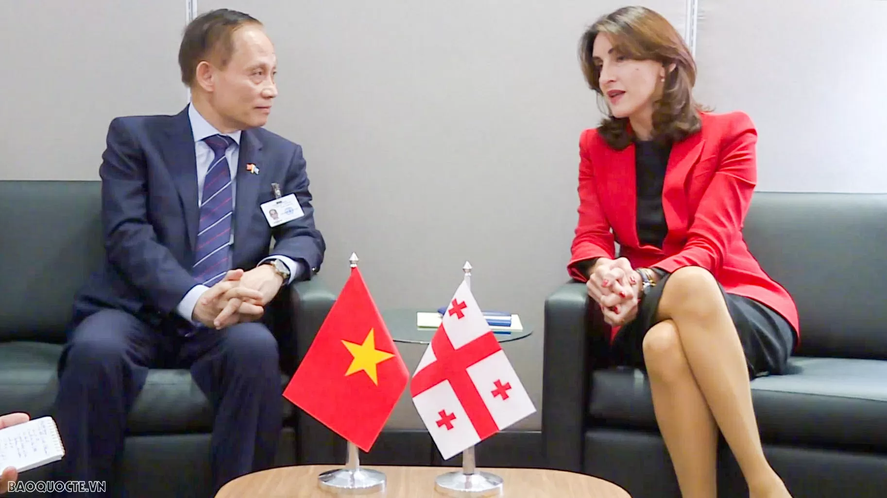 Quyền Bộ trưởng Ngoại giao Lê Hoài Trung gặp Bộ trưởng Ngoại giao Georgia Quyền Bộ trưởng Ngoại giao Lê Hoài Trung gặp Bộ trưởng Ngoại giao Georgia
