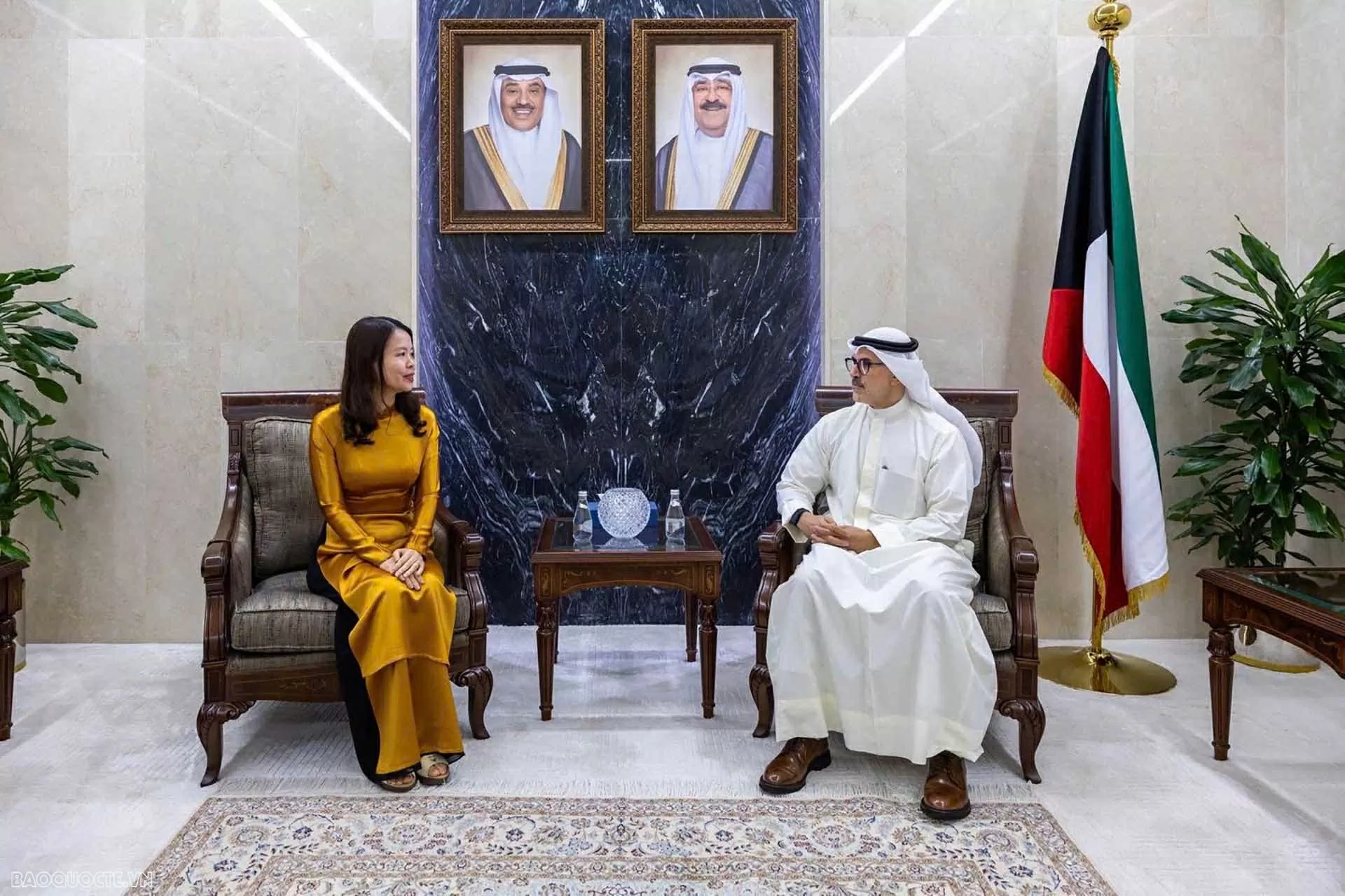 Thứ trưởng Ngoại giao Nguyễn Minh Hằng thăm Kuwait và đồng chủ trì kỳ họp Tham vấn chính trị Thứ trưởng Ngoại giao Nguyễn Minh Hằng thăm Kuwait và đồng chủ trì kỳ họp Tham vấn chính trị