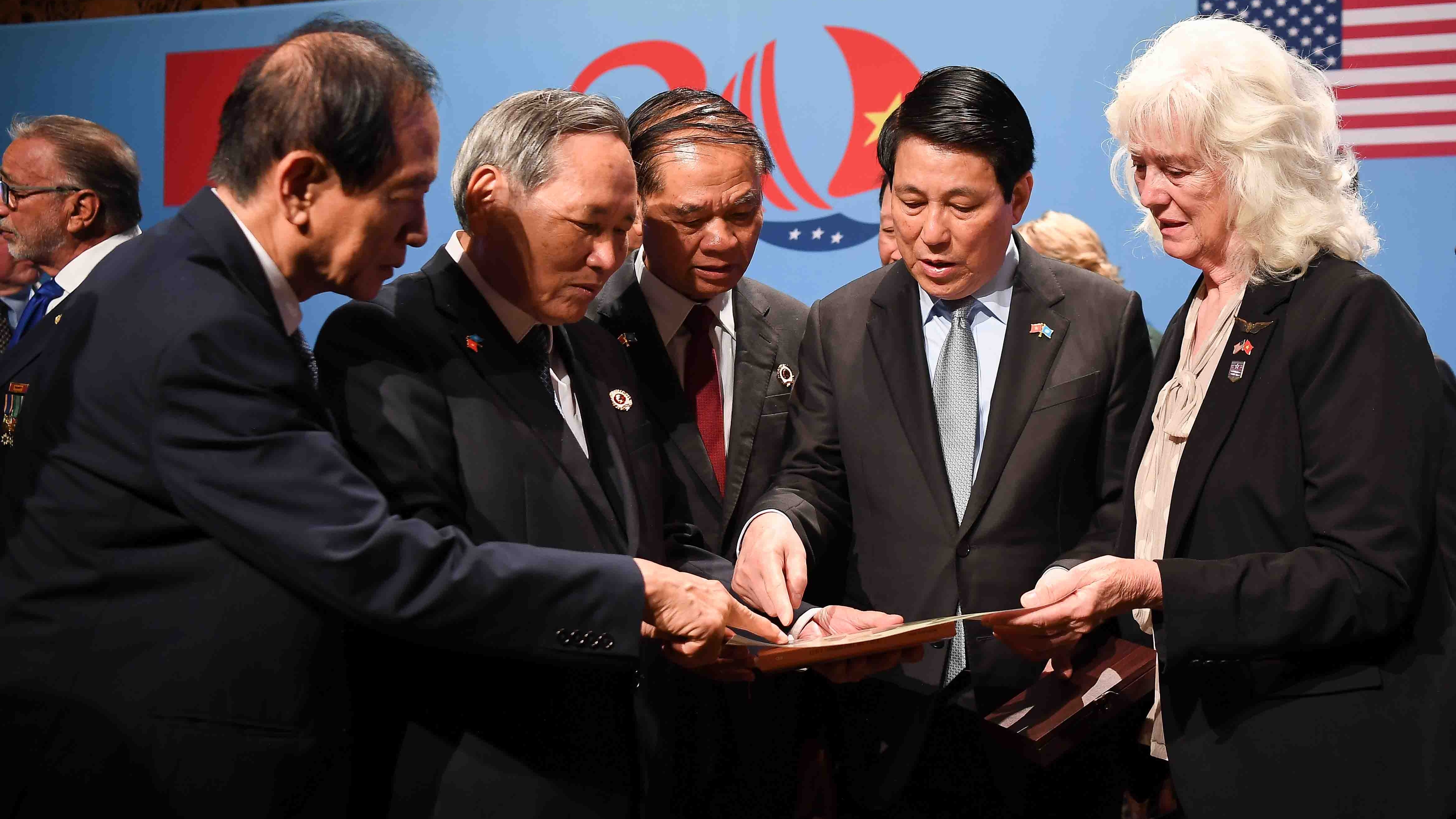 chu tich nuoc gap mat cuu binh viet nam hoa ky suc manh lan toa cua tinh than hoa hieu va long bao dung vuot len tat ca