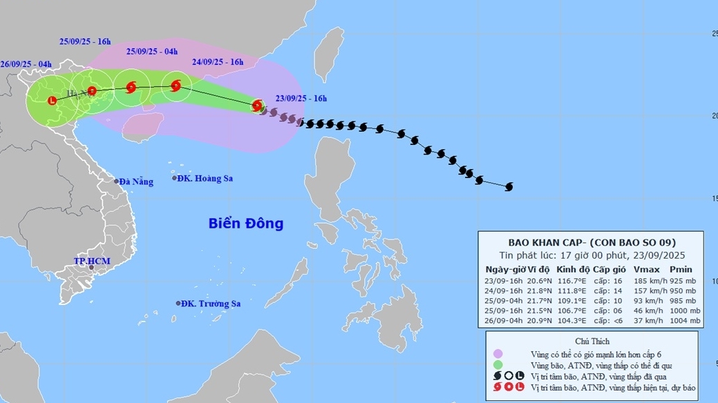 Siêu bão số 9 di chuyển ở vùng biển phía Đông Bắc khu vực Bắc Biển Đông, sẽ suy yếu thành áp thấp nhiệt đới trên đất liền Đông Bắc Bắc Bộ