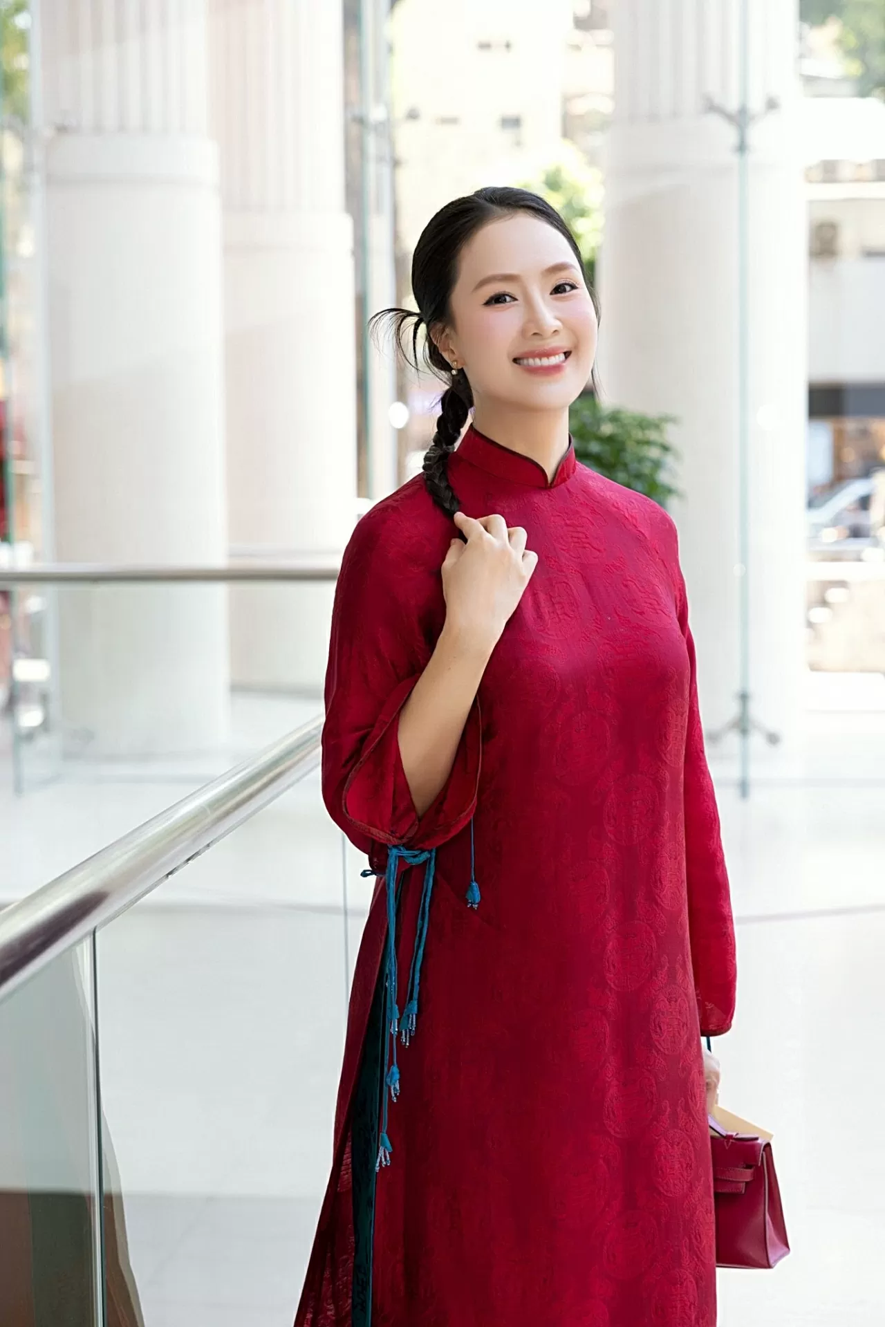 Diễn viên Hồng Diễm