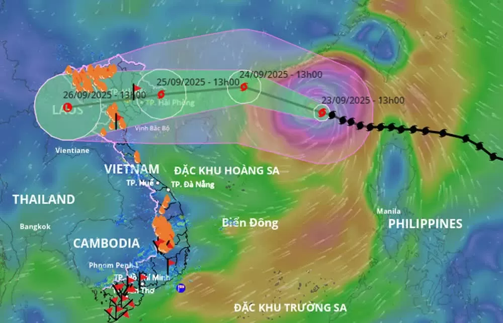 Chủ tịch UBND Thành phố Hà Nội Trần Sỹ Thanh yêu cầu tập trung ứng phó siêu bão Ragasa