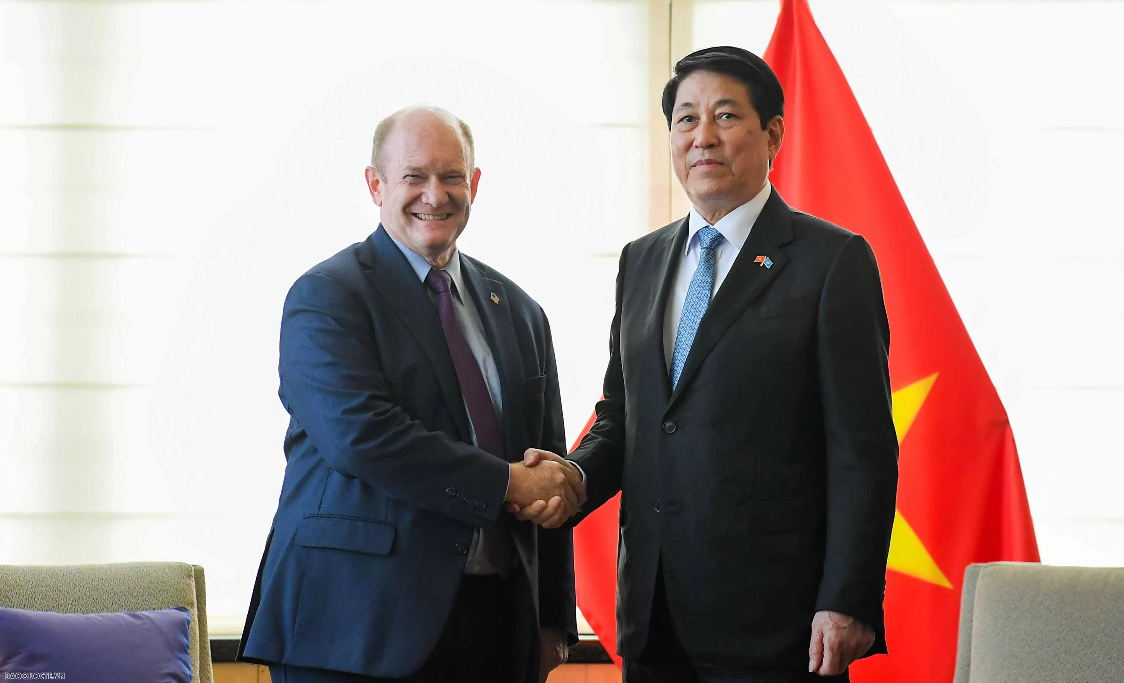 Tiếp thượng nghị sĩ