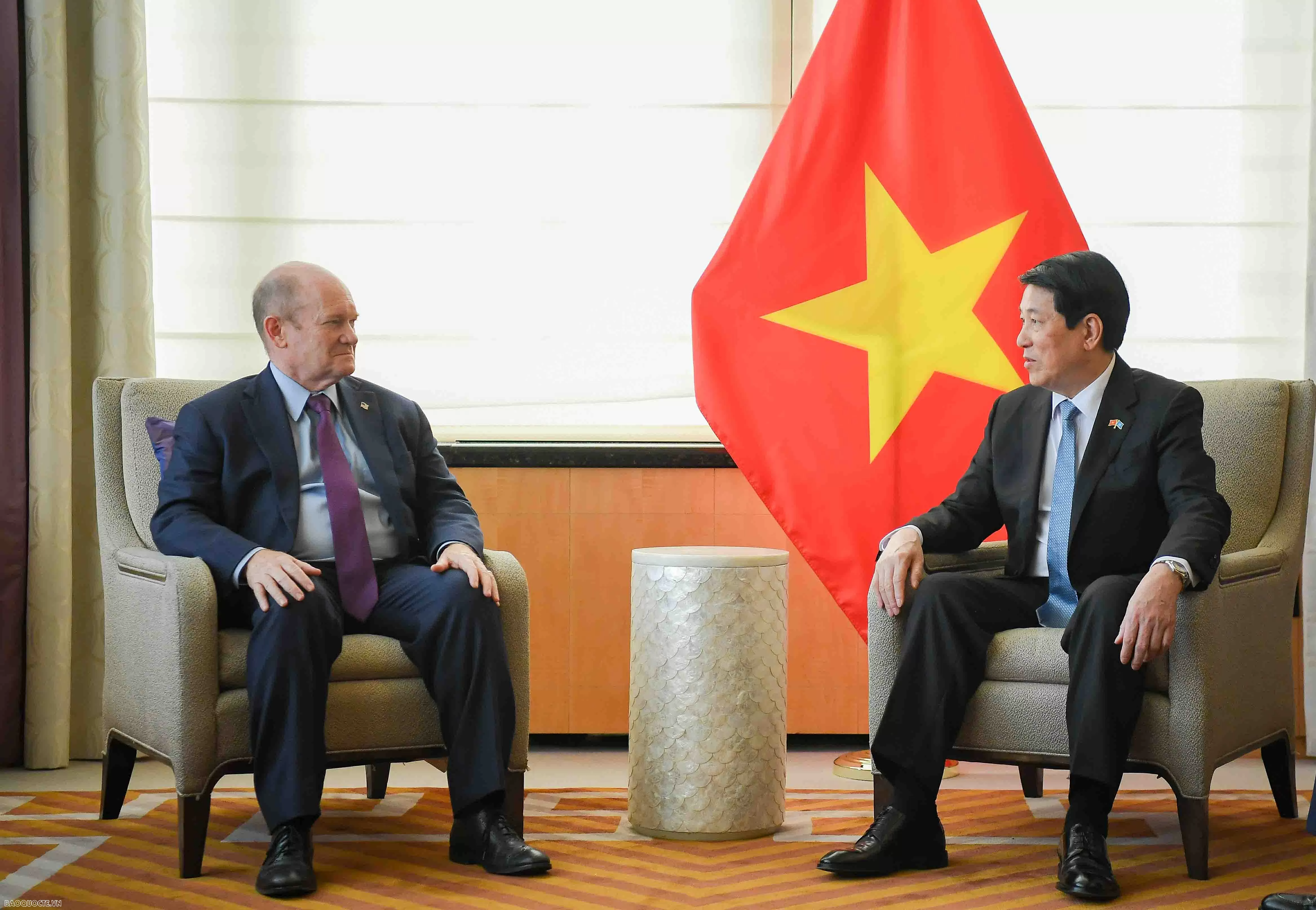 Tiếp thượng nghị sĩ